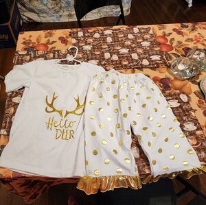 Brand Unknown, 2 Piece Set, Child Size XXXXL.